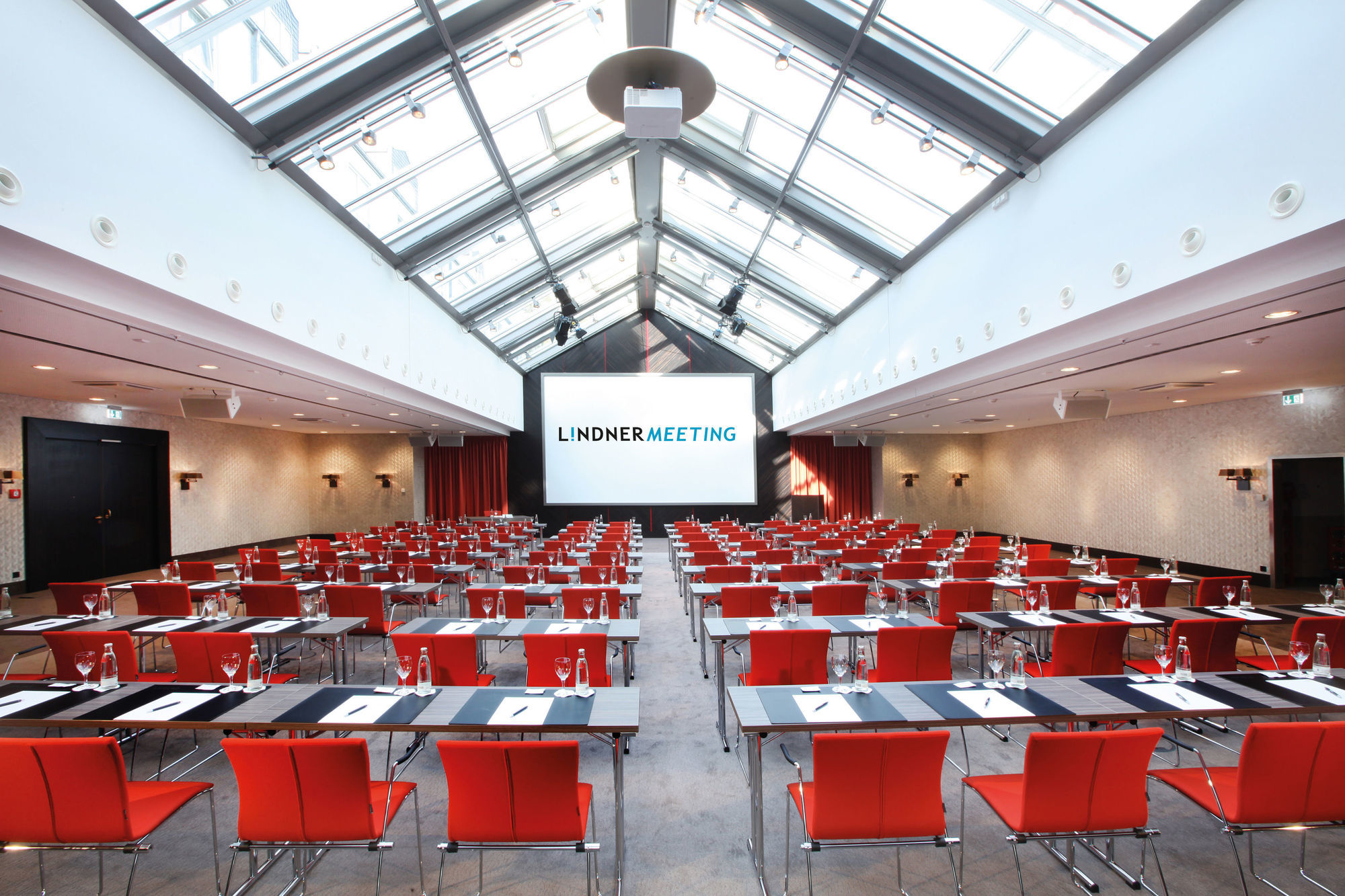 Lindner Hotel Frankfurt Hochst, Part Of Jdv By Hyatt Fráncfort del Meno Negocio foto